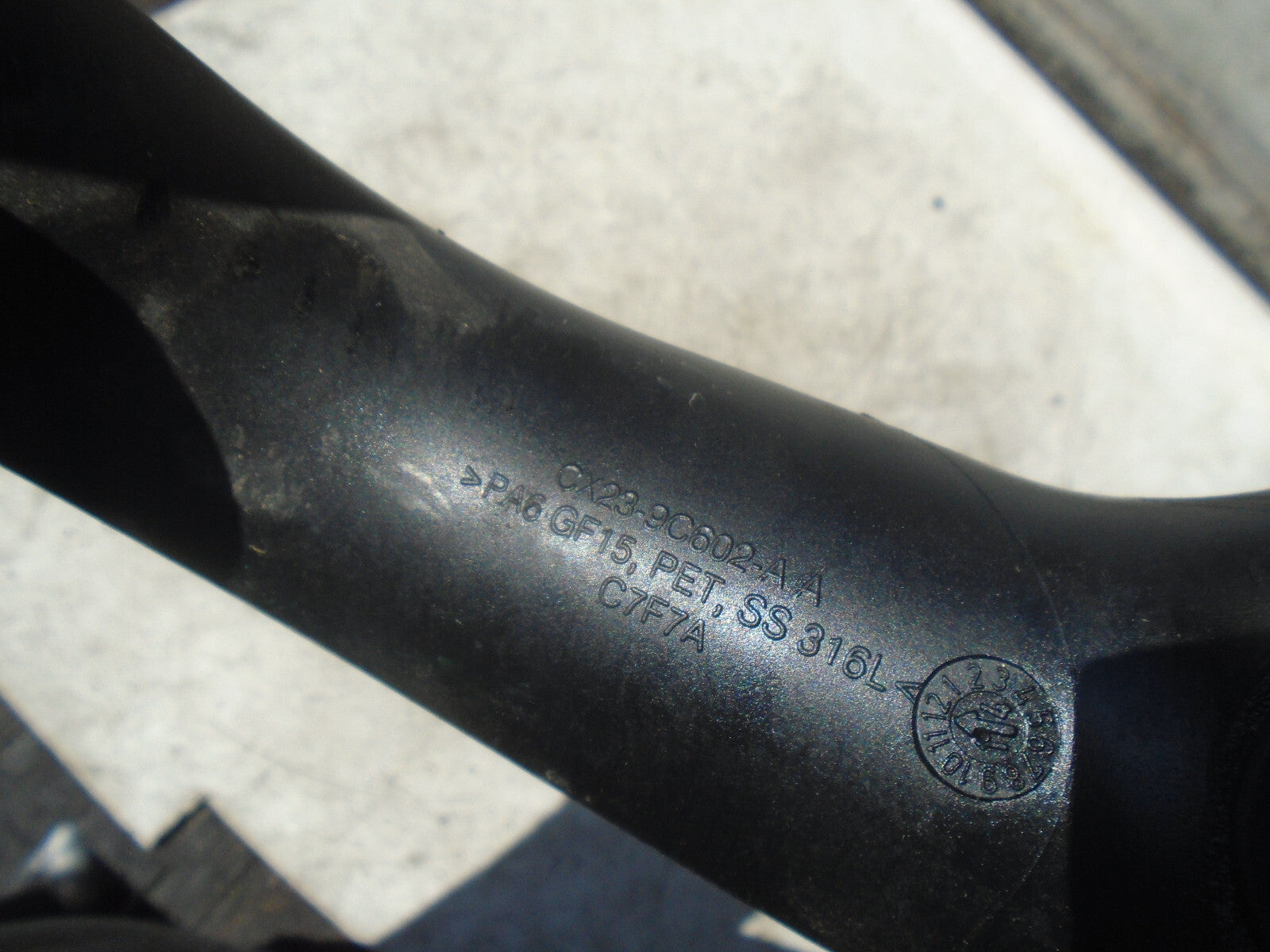 JAGUAR XF 2015 X250 2.2 DIESEL AIR INTAKE HOSE PIPE CX239C602AA