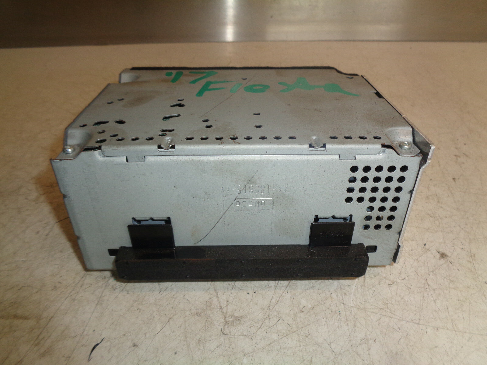 FORD FIESTA MK7 RADIO CD PLAYER HEAD UNIT E1BT18C815HL