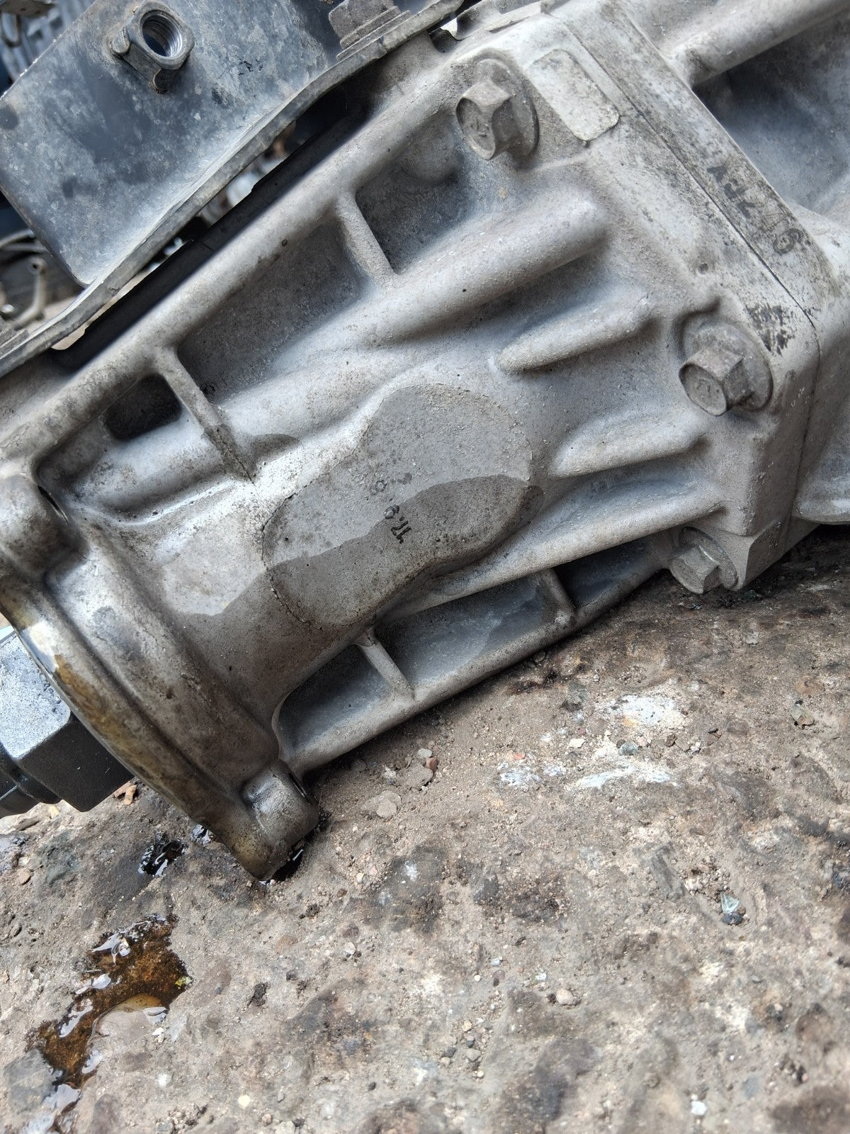 2018 MITSUBISHI OUTLANDER MK3 2.3 DIESEL AUTO FRONT DIFF DIFFERENTIAL 067038