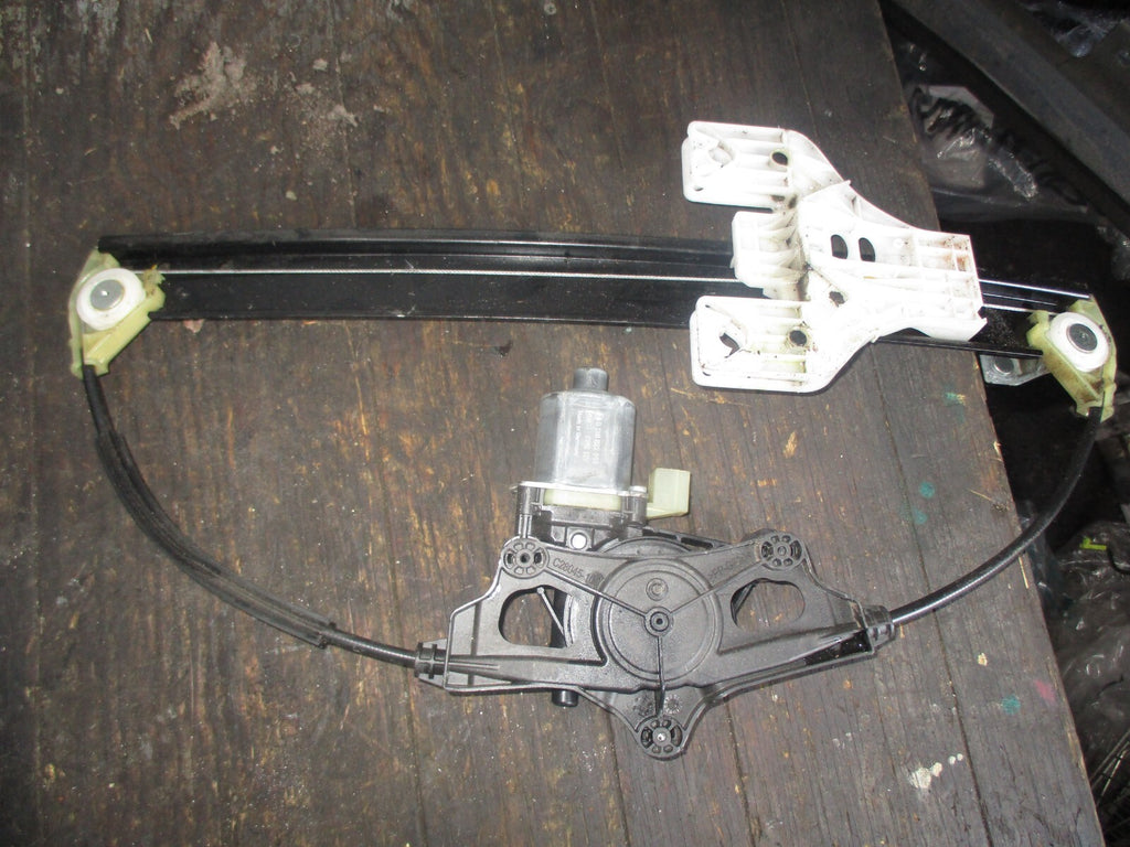AUDI A4 2017 DRIVERS NEAR SIDE REAR WINDOW MOTOR REGULATOR