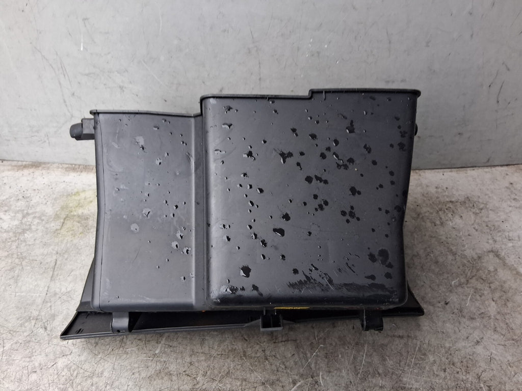FORD FIESTA MK7 2016 DASHBOARD GLOVE BOX FRONT STORAGE COMPARTMENT BA61A06010