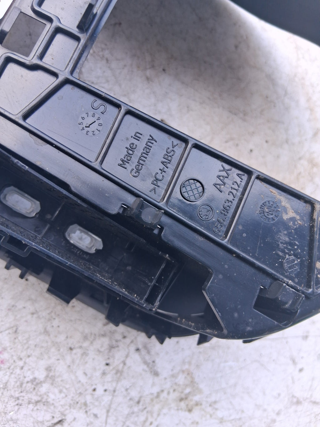 2021 SKODA SCALA GEARSTICK SURROUND TRIM PANEL 656863212A