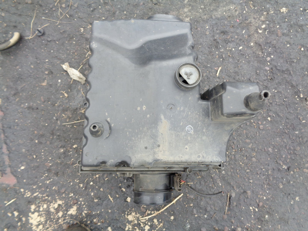 LAND ROVER DISCOVERY 2005 3 2.7 V6 AIR FILTER BOX 4619685911