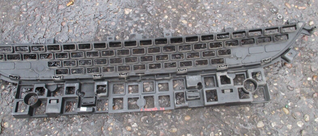 2023 RENAULT FRONT LOWER MASTER GRILLE (ref s)