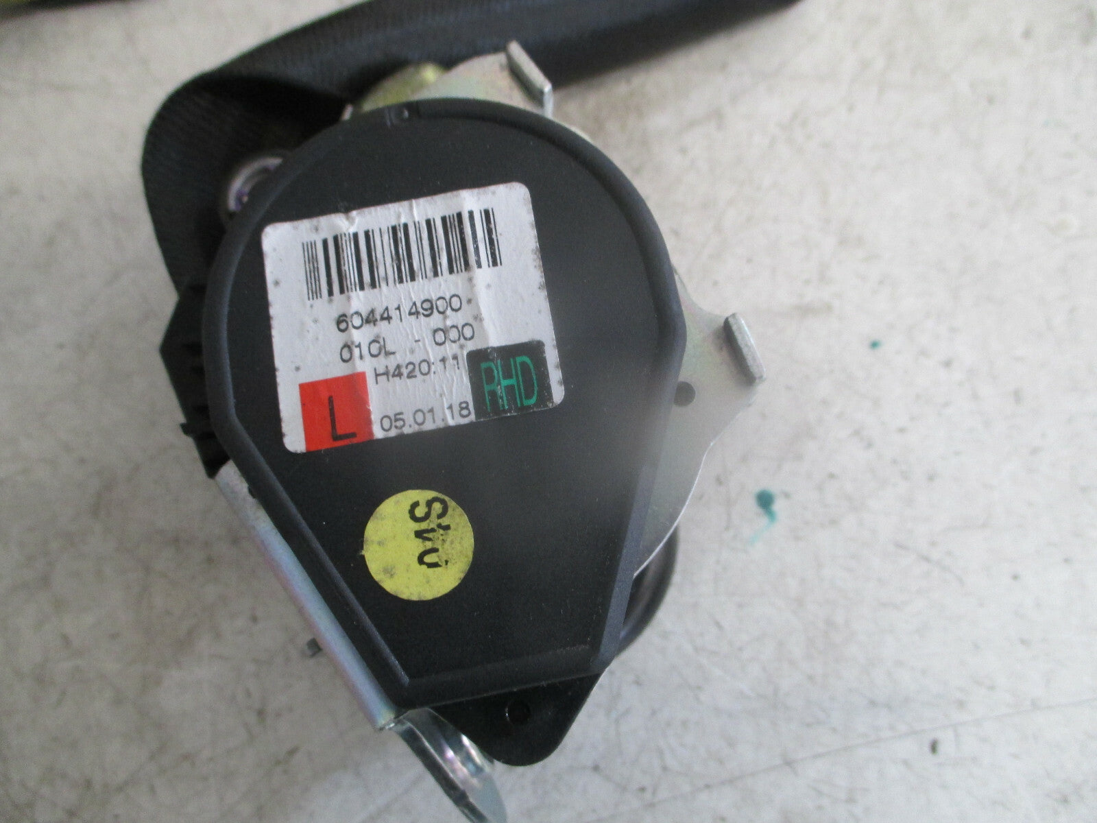 VW VOLKSWAGEN GOLF MK5 2003-2009 NSF PASSENGER SIDE FRONT SEAT BELT 604414900