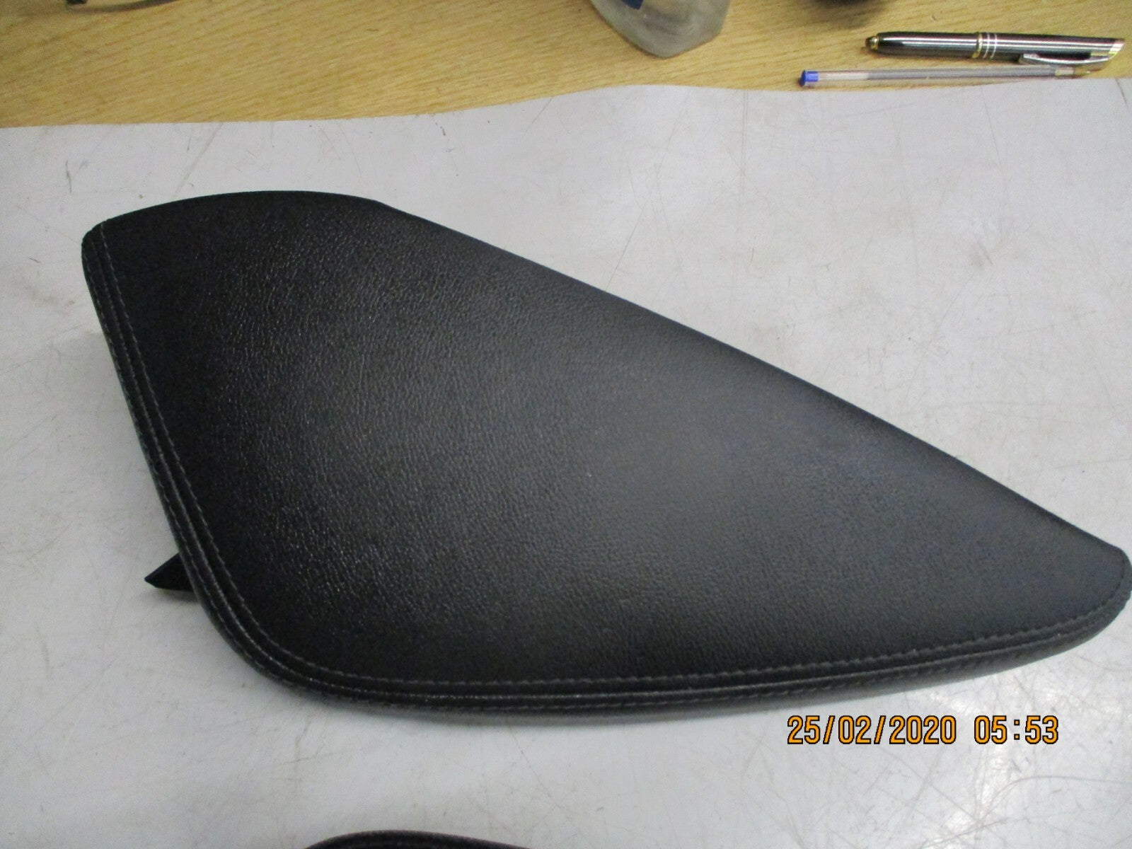 NISSAN QASHQAI J11 MK2 2018 LEATHER CENTRE CONSOLE SIDE TRIM PANEL 969RJ4EH0A