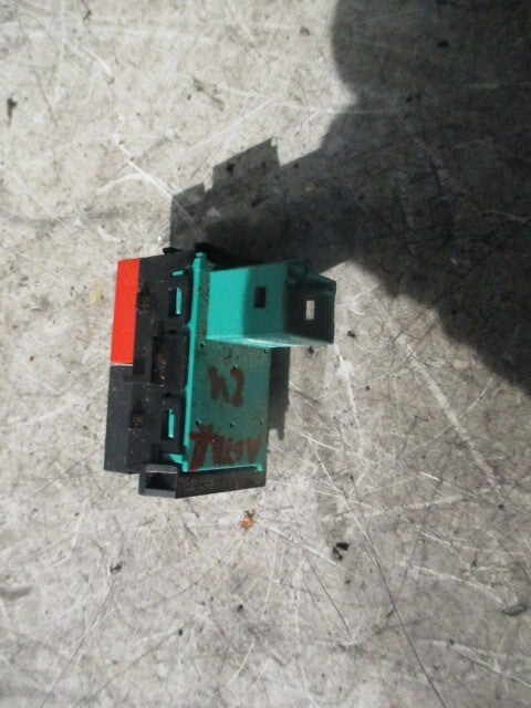 2024 VAUXHALL ASTRA L EMERGENCY SOS SWITCH 98354091