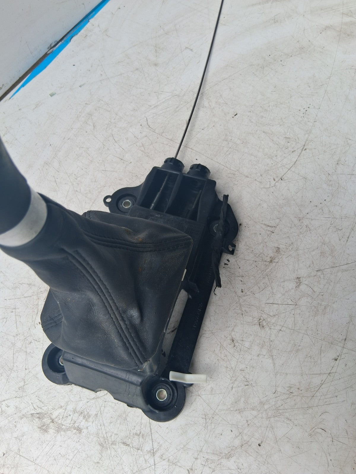 2024 BMW 2 SERIES GEAR STICK SHIFTER LEVER 861146005