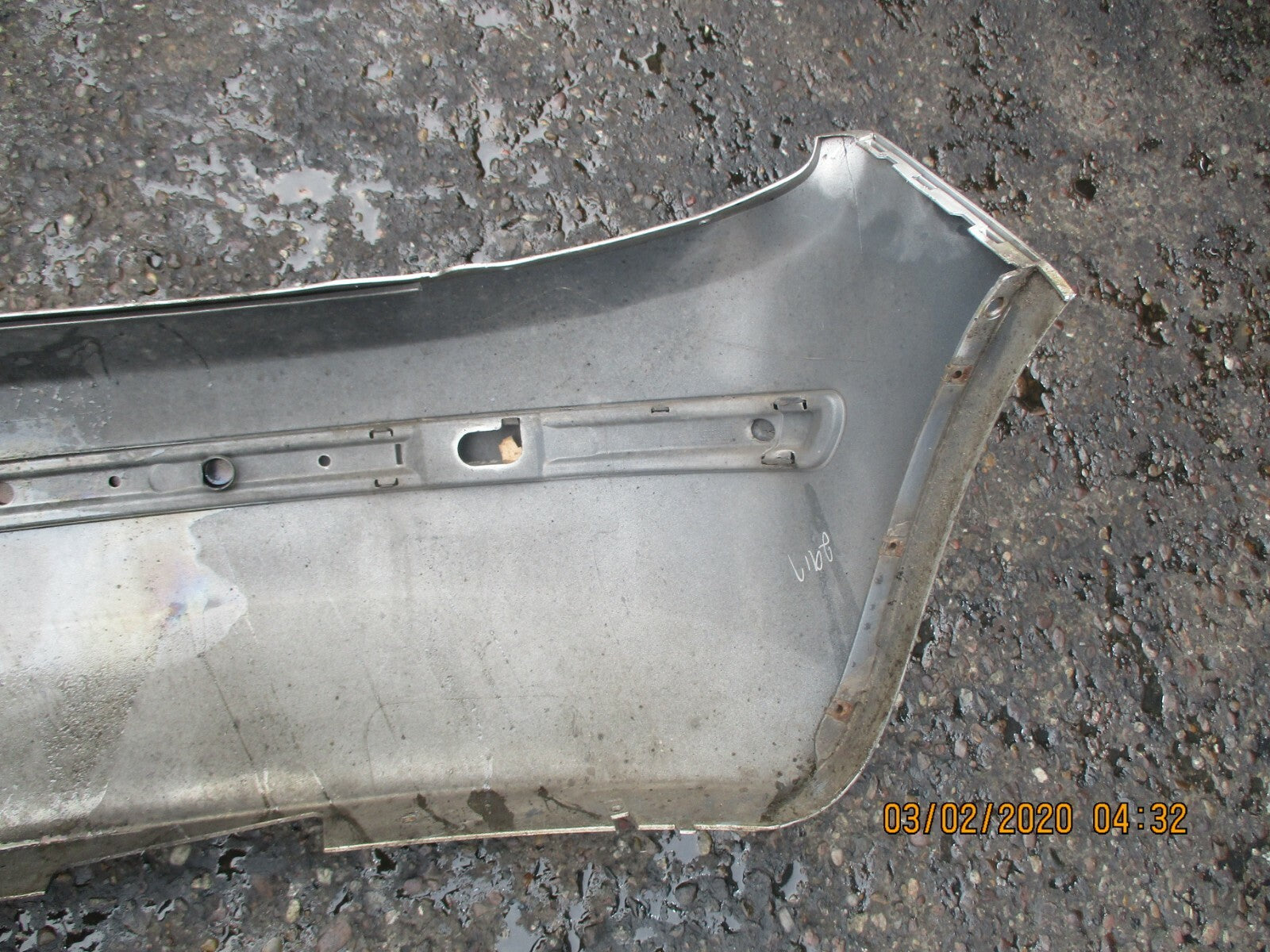 SKODA FABIA 6Y 2006 COMPLETE REAR BACK PLASTIC BUMPER SILVER GREY