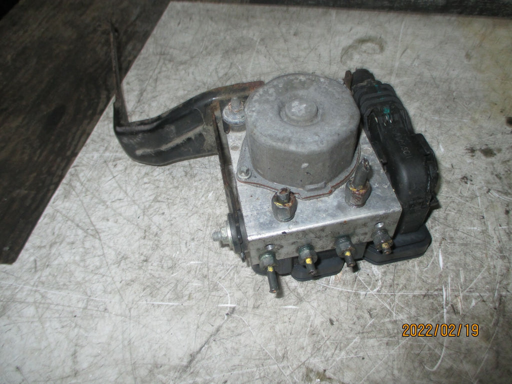 NISSAN MICRA K13 2014 1.2 PETROL ABS PUMP & CONTROL MODULE 476603HN5