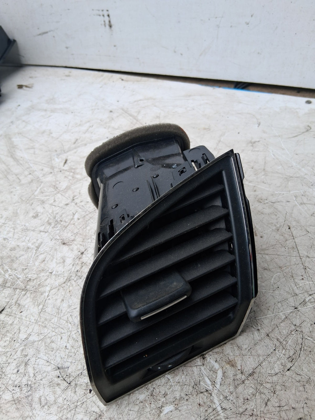 2019 SKODA FABIA NSF PASSENGER SIDE FRONT LEFT AIR VENT 6V0819701CRYP