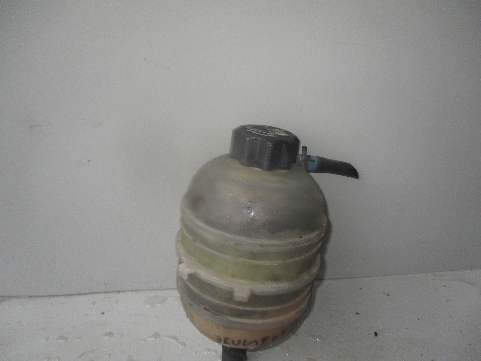 PEUGEOT 206 2003 COOLANT EXPANSION TANK BOTTLE
