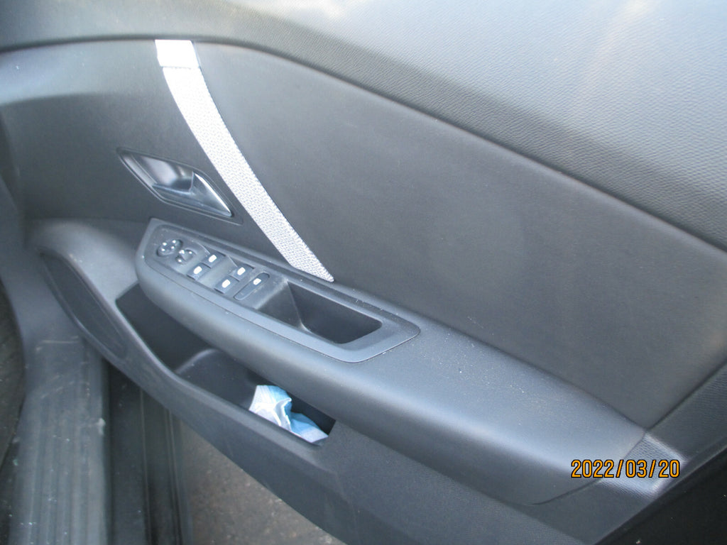 CITROEN C4 MK3 2021 OSF DRIVER SIDE FRONT DOOR WINDOW SWITCH