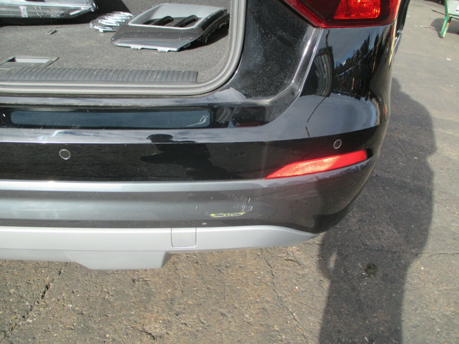 AUDI Q2 MK1 2020 COMPLETE REAR BUMPER & LOWER TRIM DIFFUSER BLACK