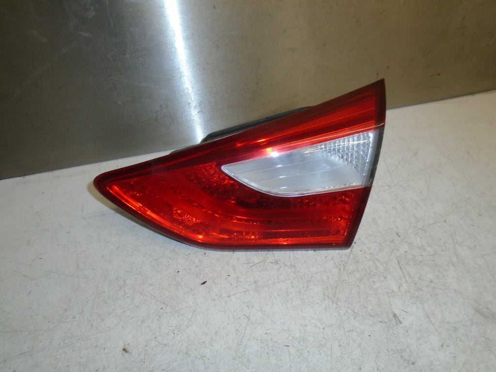HYUNDAI I30 GD (MK2) 2012-2017 DRIVER OFF SIDE REAR TAILGATE INNER REAR LIGHT