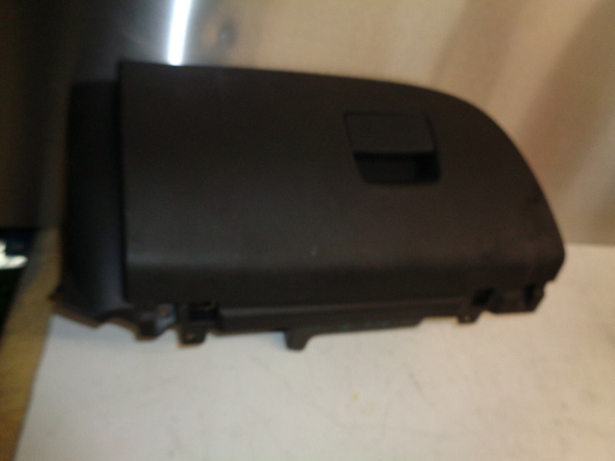 VAUXHALL CORSA E 2016 NS PASSENGER SIDE GLOVE BOX 13382336
