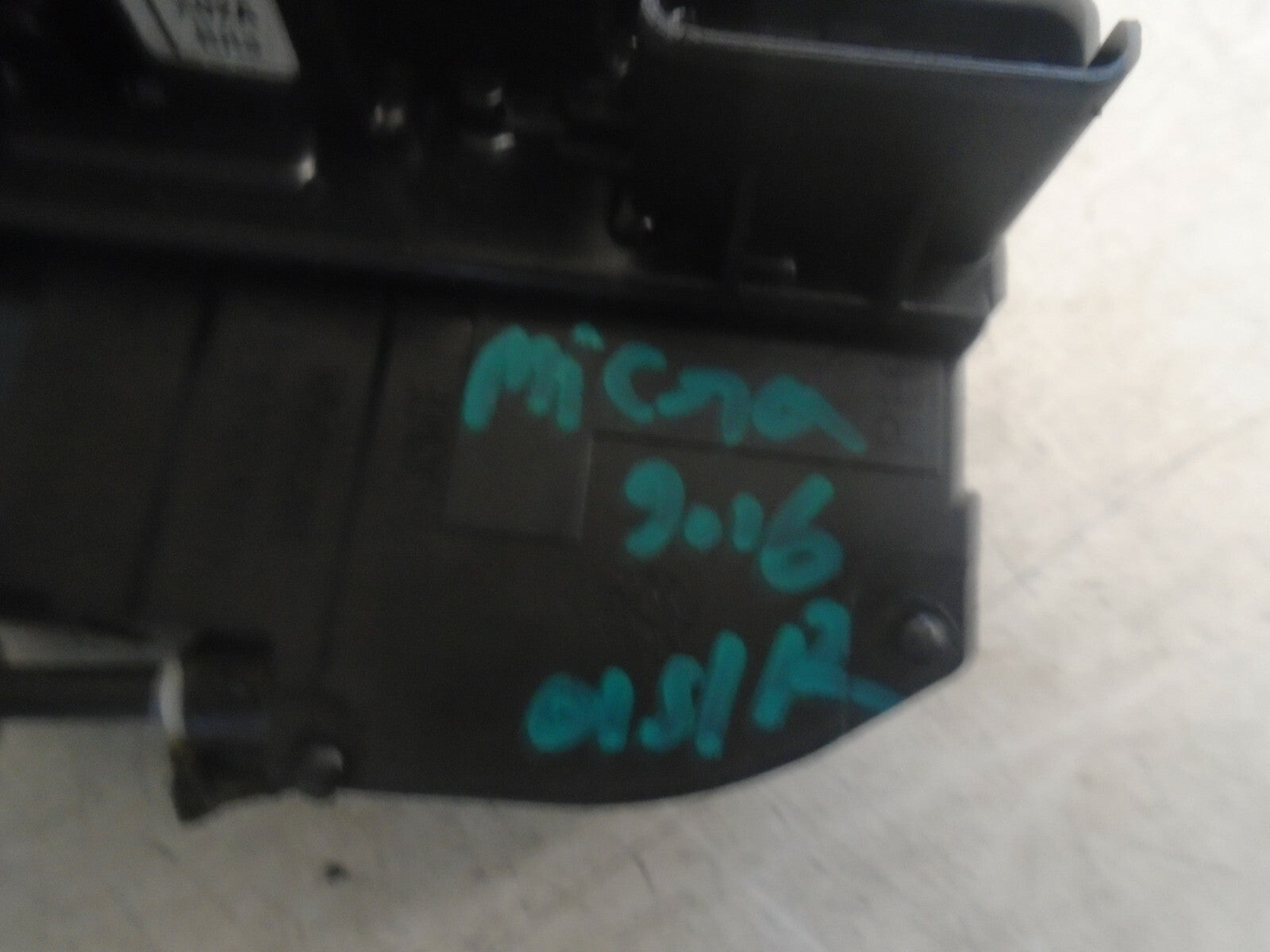 NISSAN MICRA 2016 MK4 OSR REAR DRIVER SIDE DOOR LOCK MECHANISM