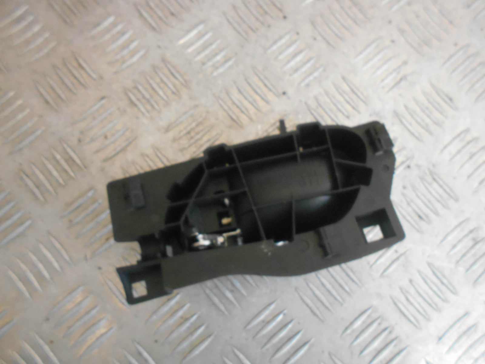 PEUGEOT 407 COUPE 2006 OS DRIVER SIDE INTERIOR DOOR HANDLE 96526177VD