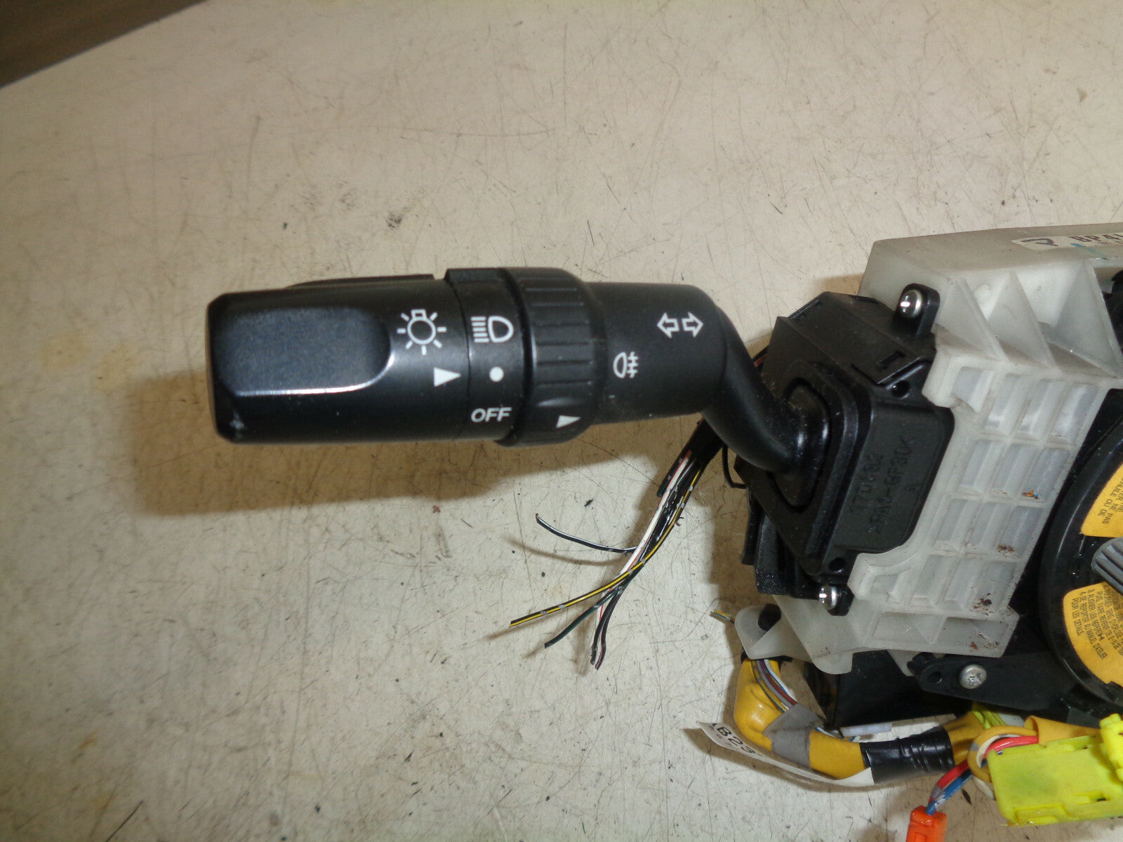 MAZDA 3 2006 COMBINATION SWITCH WIPER INDICAATOR SQUIB STALK SWITCH BP4L17D953