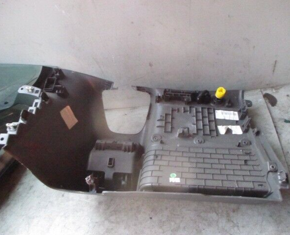 FORD TRANSIT MK8 2021 CENTRE DASH TRIM COVER KK31V04293