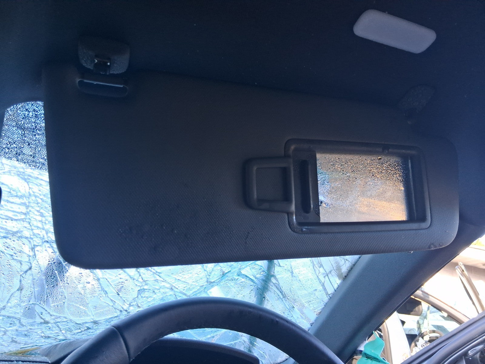 2025 AUDI A3 8Y HATCHBACK OSF DRIVER SIDE FRONT RIGHT SUN VISOR SHADE