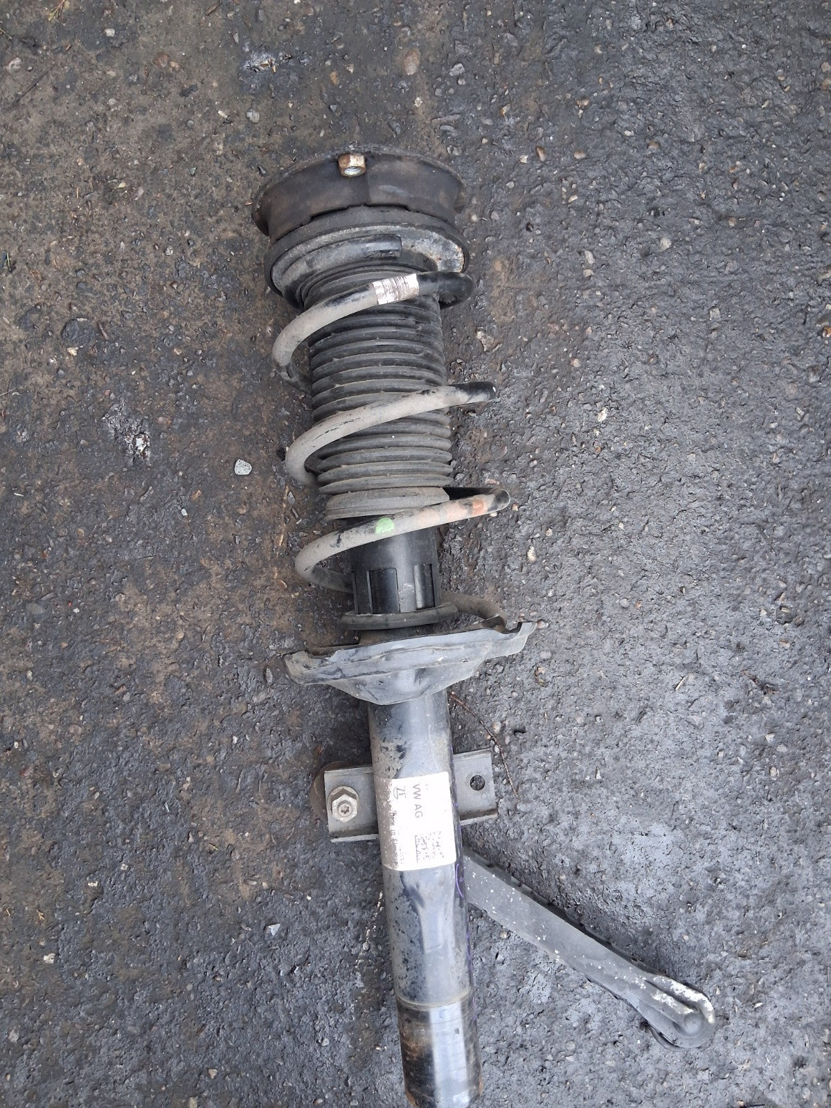 2024 AUDI A1 S LINE MK2 1.0 PETROL NSF PASSENGER SIDE FRONT LEFT SHOCK ABSORBER