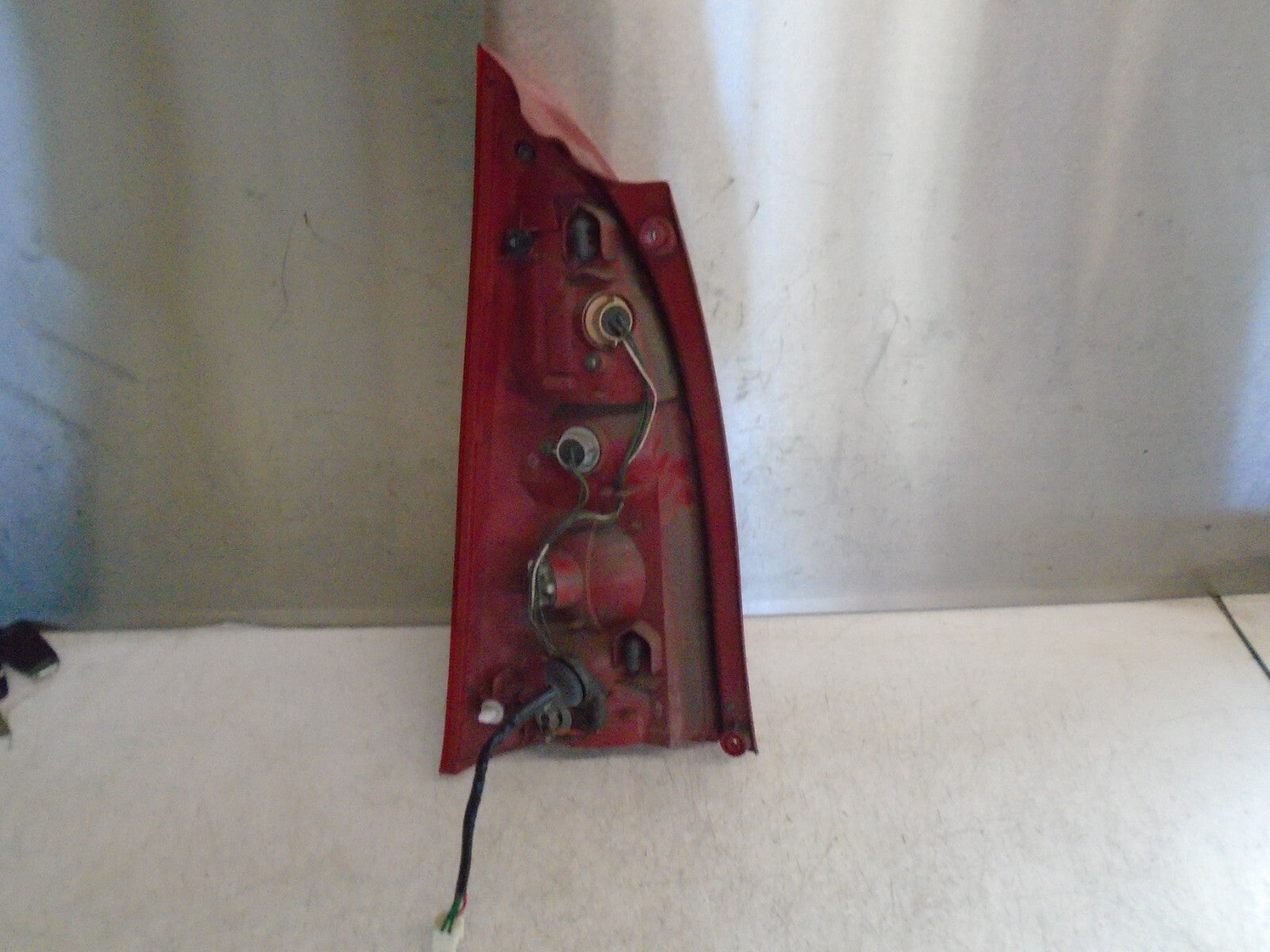 MAZDA PREMACY 2003 MK1 OS REAR DRIVE SIDE TAIL LIGHT TAIL LAMP 22061961
