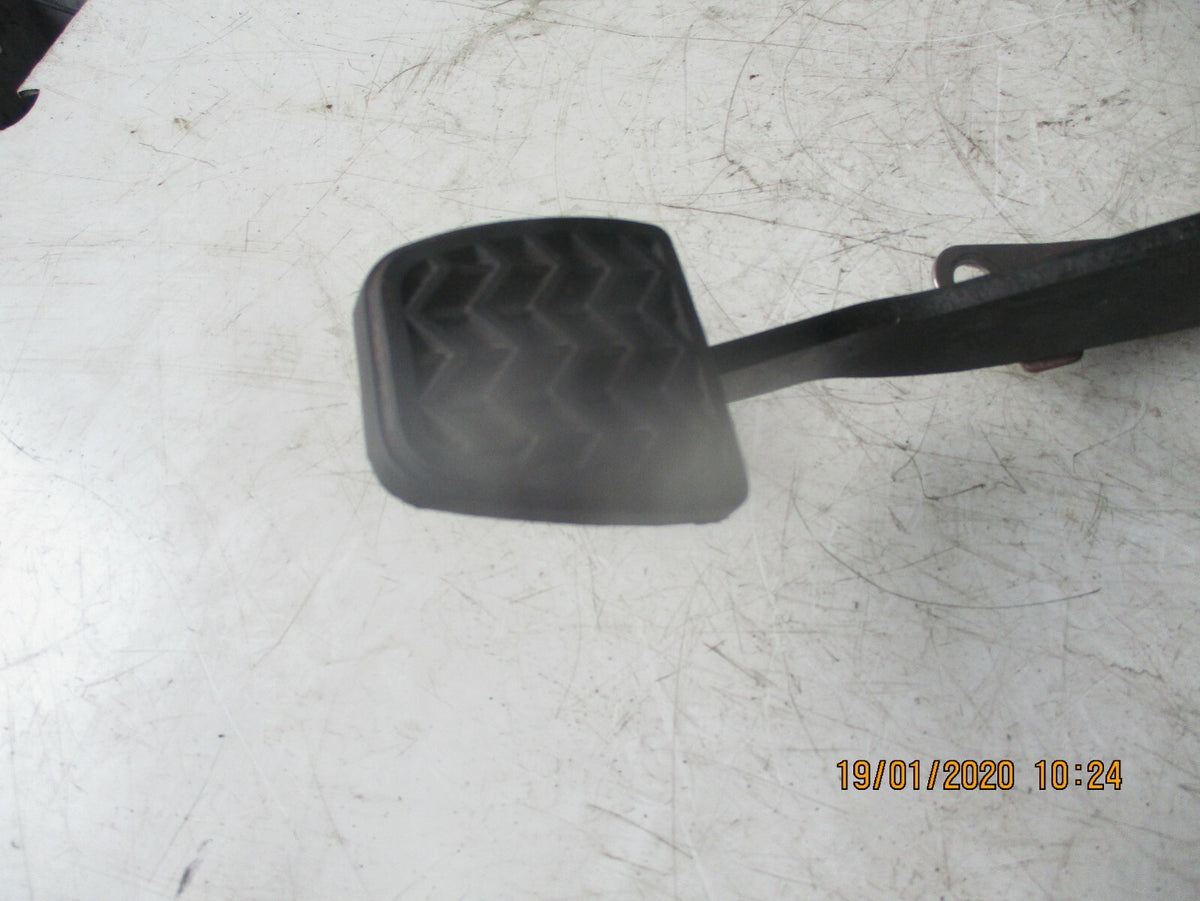 TOYOTA AYGO 2019 MANUAL FOOT BRAKE PEDAL ASSEMBLY UNIT SUPPORT MOUNT