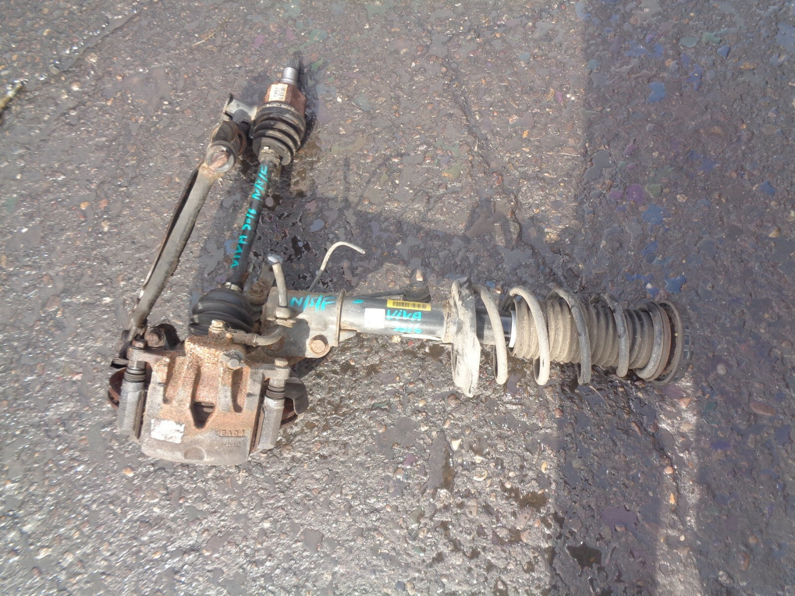 VAUXHALL VIVA 2016 1.0 PETROL NSF PASSENGER SIDE FRONT COMPLETE SUSPENSION UNIT