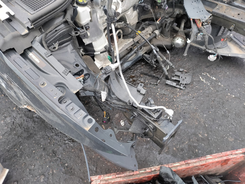 2023 VOLKSWAGEN GOLF MK8 OSF DRIVER SIDE FRONT QUARTER CHASIS LEG CUT PANEL