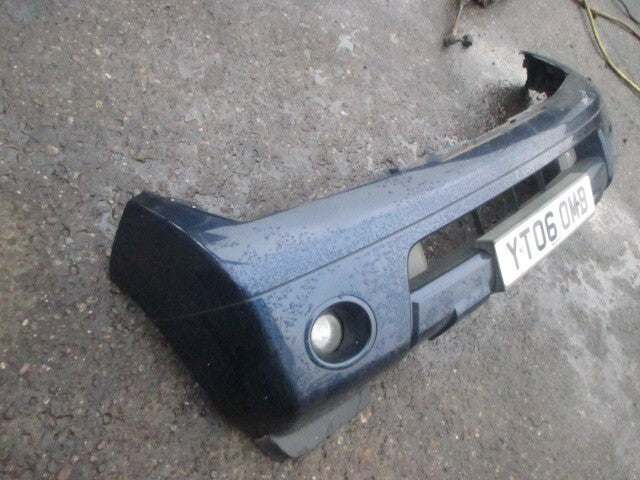 2006 NISSAN PATHFINDER R51 FRONT BUMPER WITH FOG LIGHTS BLUE BW9