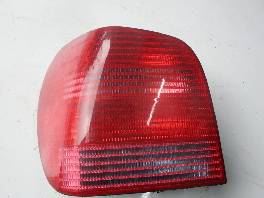 VW VOLKSWAGEN POLO 6N2 OFF DRIVER SIDE REAR LIGHT OSR 6N0945257B