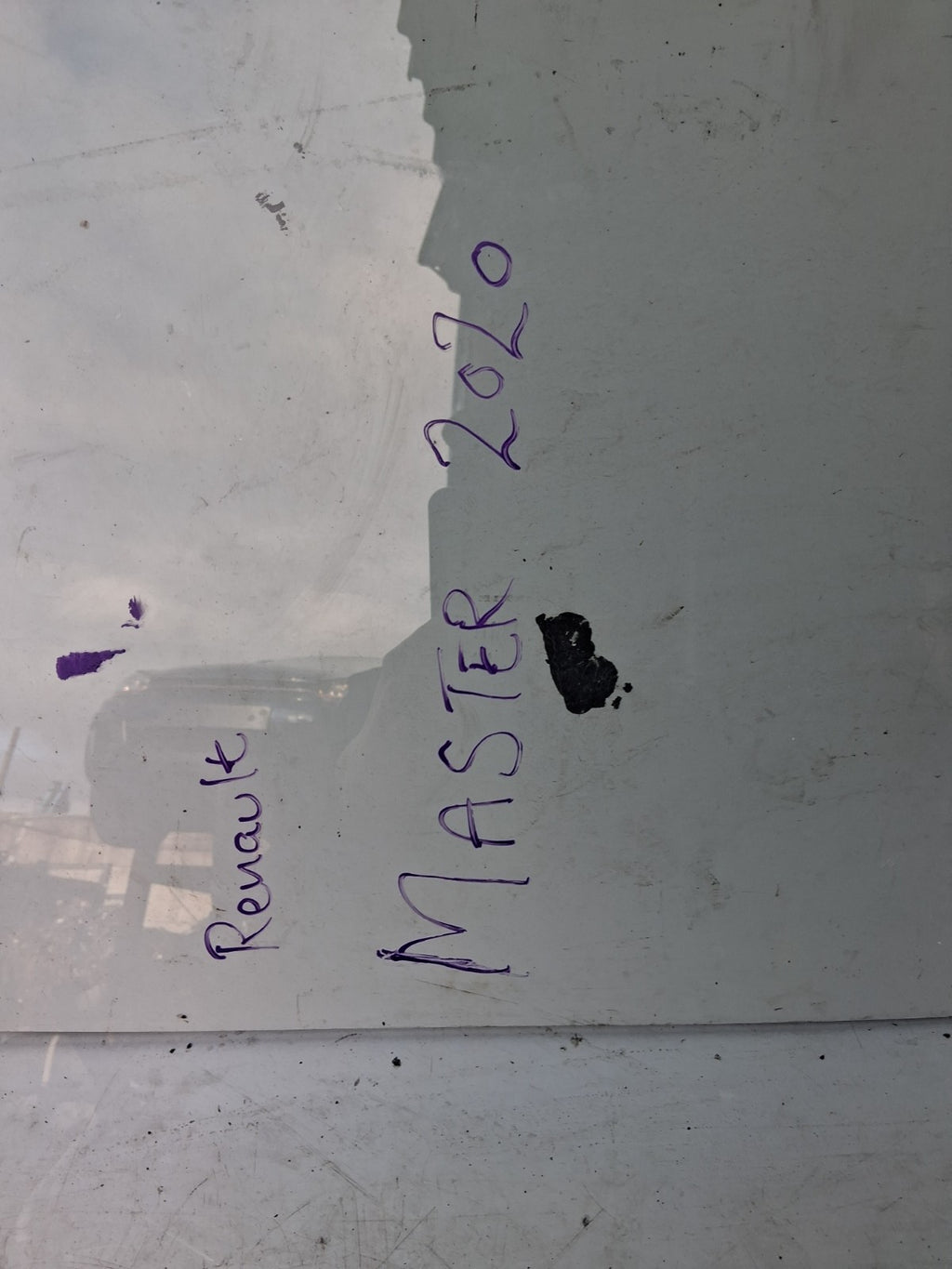 2020 RENAULT MASTER MK3 GLASS WINDSCREEN WINDOW 43R001583
