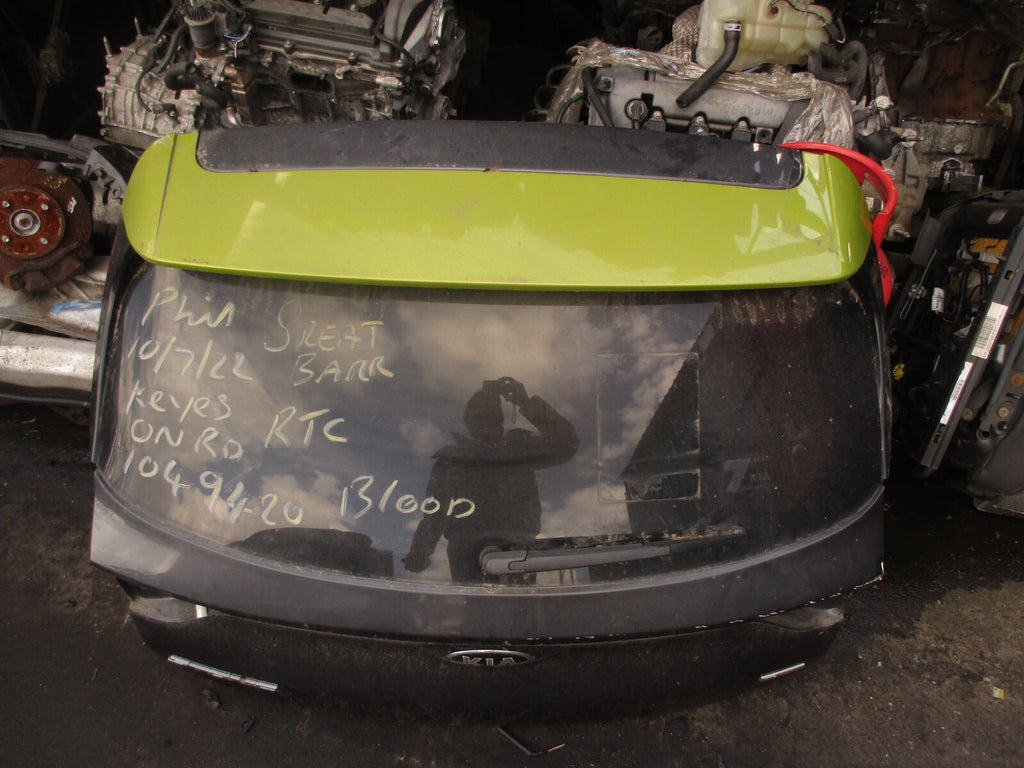 2018 KIA STONIC REAR BARE BOOTLID TAILGATE PERENNIAL GREY