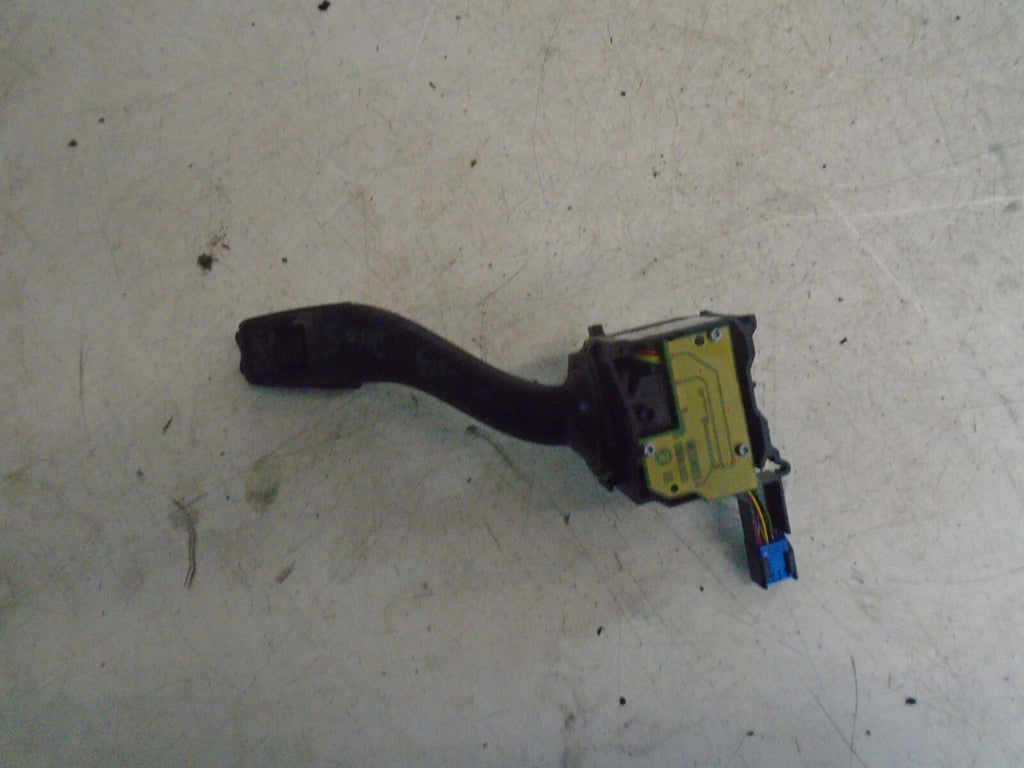AUDI A3 2005 8P WIPER STALK ARM 8P0953519