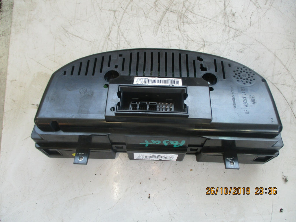 VW VOLKSWAGEN PASSAT B6 2.0 TDI SPEEDO METER INSTRUMENT CLUSTER 3C0920960N