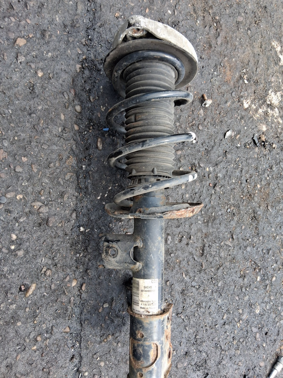 2016 MERCEDES BENZ CLA C117 OSF DRIVER FRONT RIGHT SUSPENSION LEG A1763202238