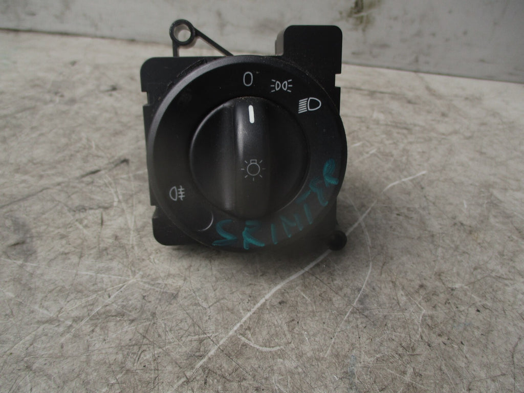 2014 MERCEDES SPRINTER W906 HEADLIGHT CONTROL SWITCH A9065450104