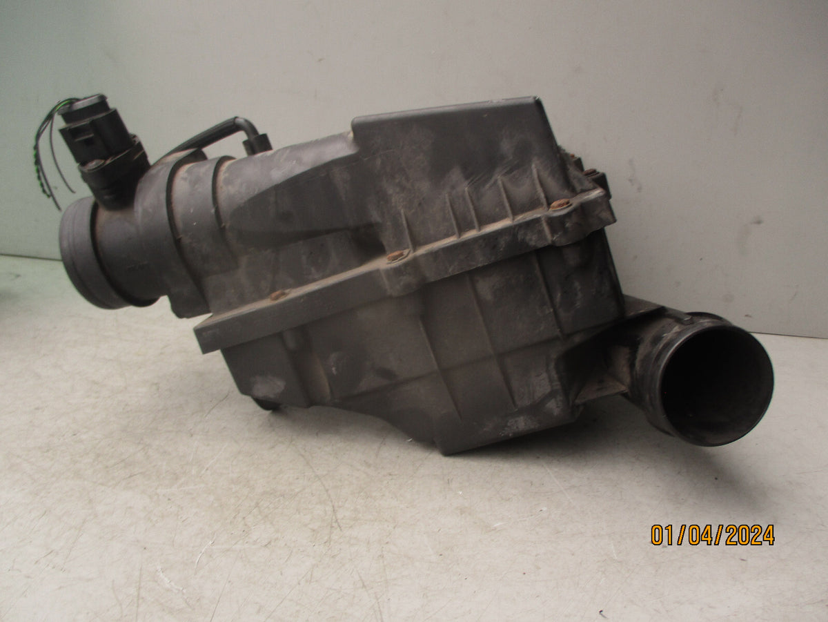 2008 VOLKSWAGEN PASSAT 2.0 DIESEL AIR FILTER HOUSING 3C0129607AP 3C0129601BC