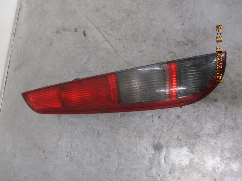 FORD FOCUS MK2 NSR PASSENGER SIDE REAR LIGHT TAIL LIGHT 4M5113N004