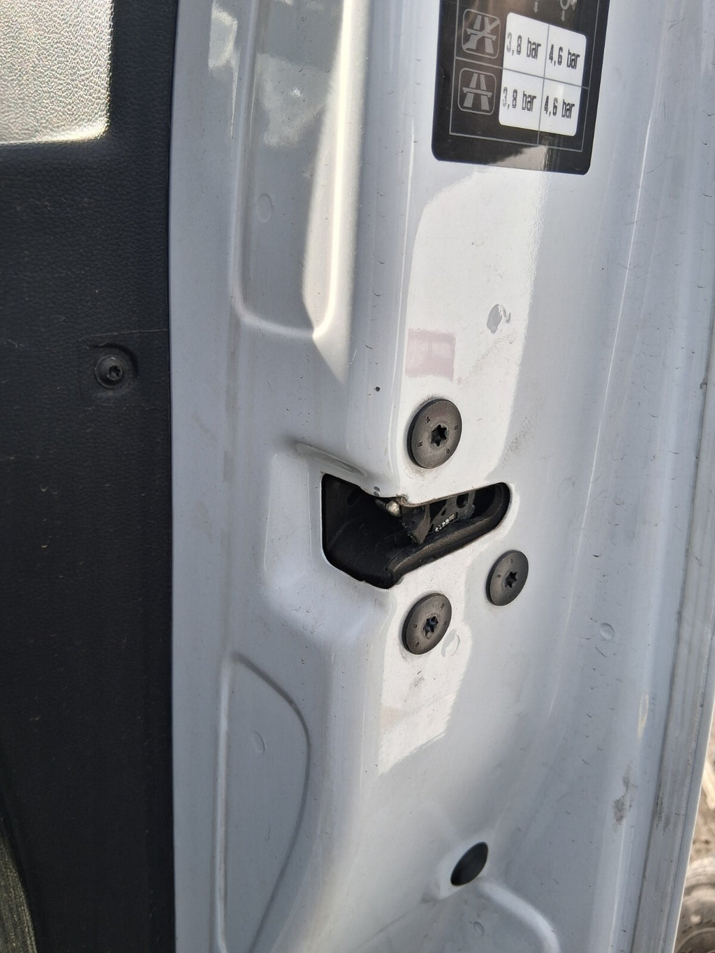 2023 RENAULT MASTER MK3 OSF DRIVER SIDE FRONT DOOR LOCK MECHANISM