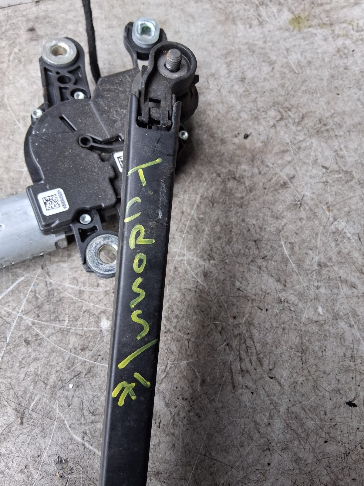 2021 VW VOLKSWAGEN T CROSS WINDOW WIPER MOTOR W000086080A