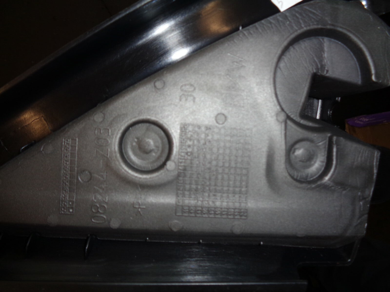 BMW 3 SERIES F30 2015 O/S/F DRIVER SIDE WINDOW SEALING FRAME 7259382