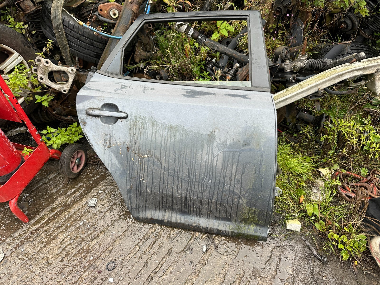 KIA CEED MK1 FACELIFT OSR DRIVER SIDE REAR COMPLETE DOOR GREY