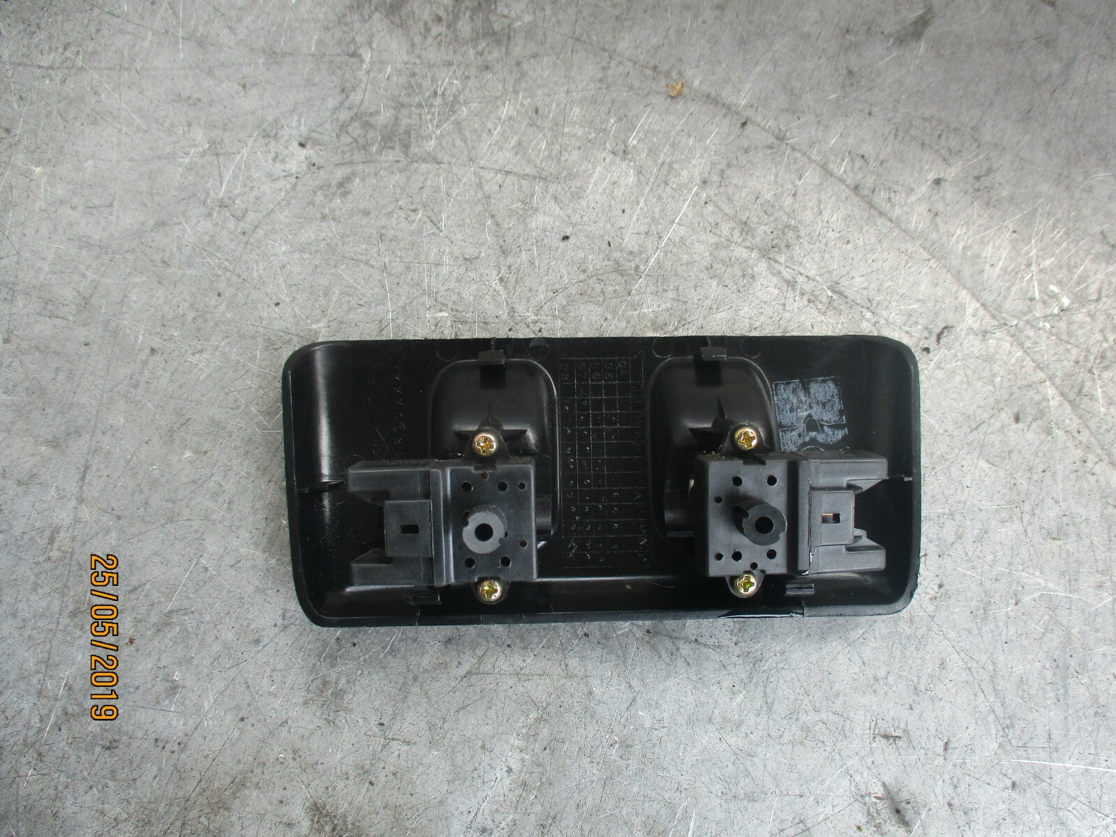 ROVER 25 OSF DRIVER SIDE FRONT WINDOW SWITCHES