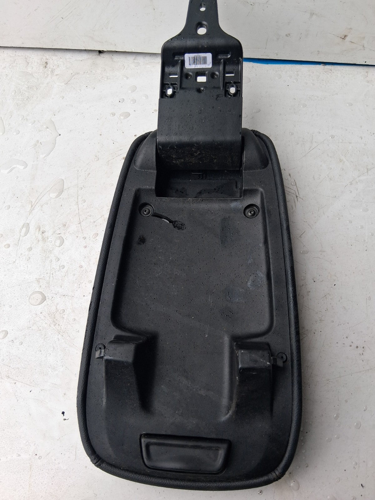 ALFA STEVLIO Q4 2022 CENTRAL TUNNEL INTERIOR ARMREST 01561518950