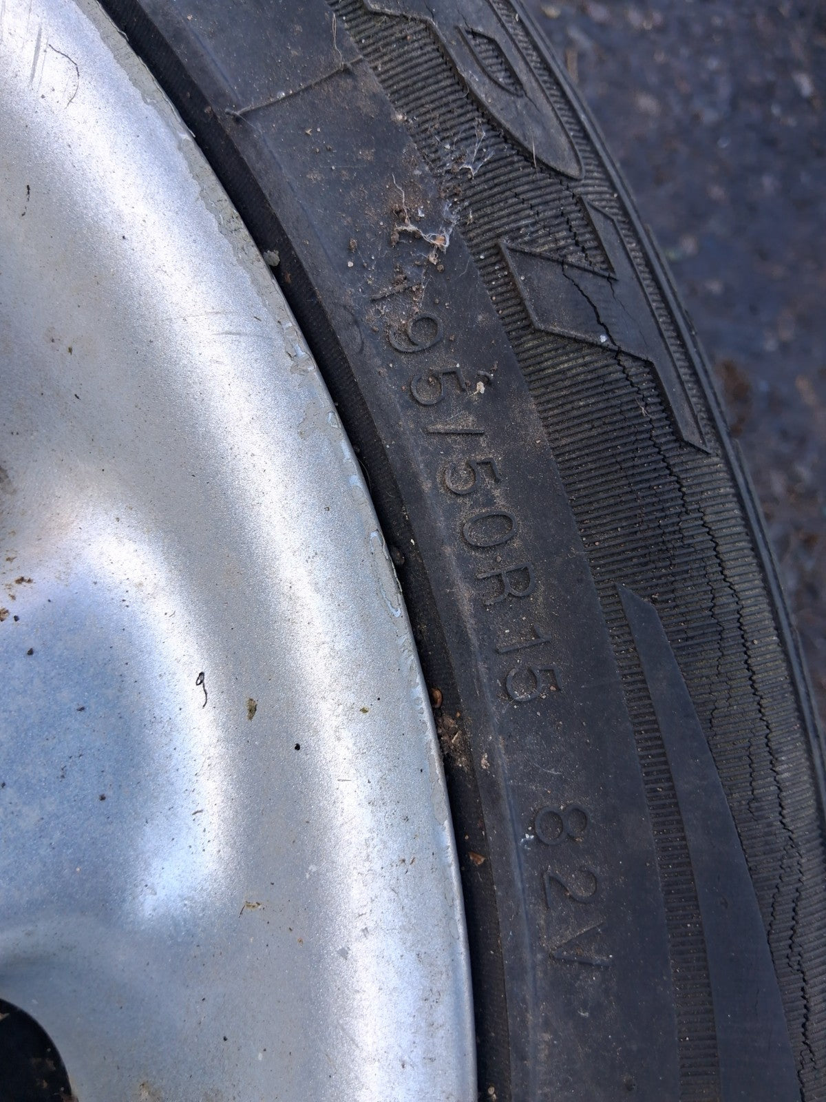 MG MGF 1996 MK1 15 INCH ALLOY WHEEL WITH TYRE 195/50R15