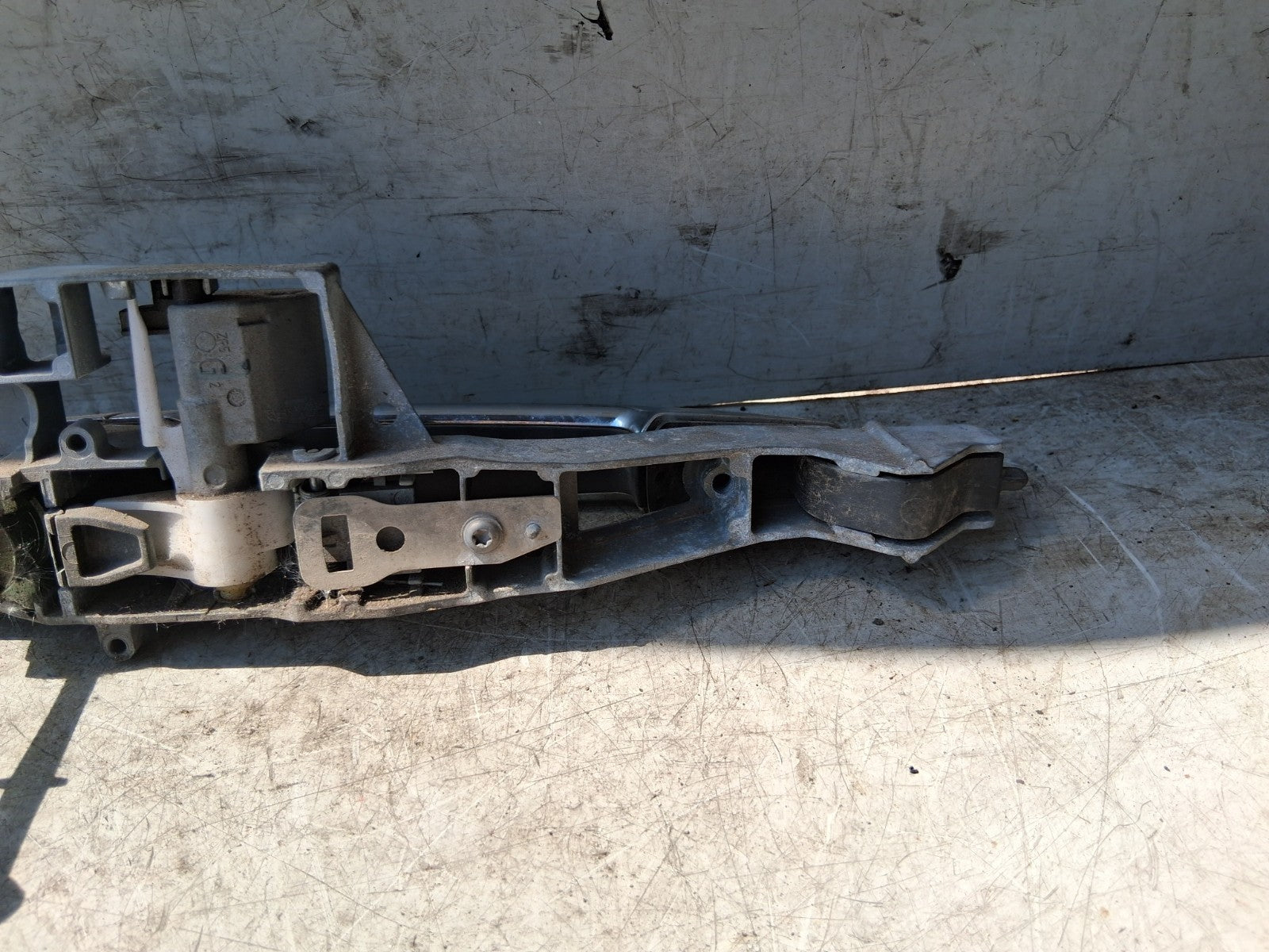 2011 CITROEN DS3 NSF PASSENGER SIDE FRONT LEFT EXTERIOR DOOR HANDLE 9684560080