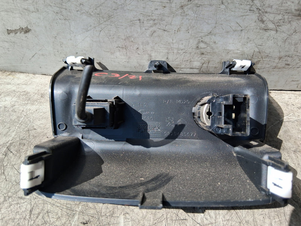 2021 CITROEN C3 MK3 POWER OUTLET SOCKET & TRIM COVER PANEL 9829485677