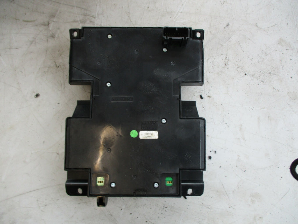 VOLVO S40 V50 RADIO STEREO AND CLIMATE CONTROL SWITCHES